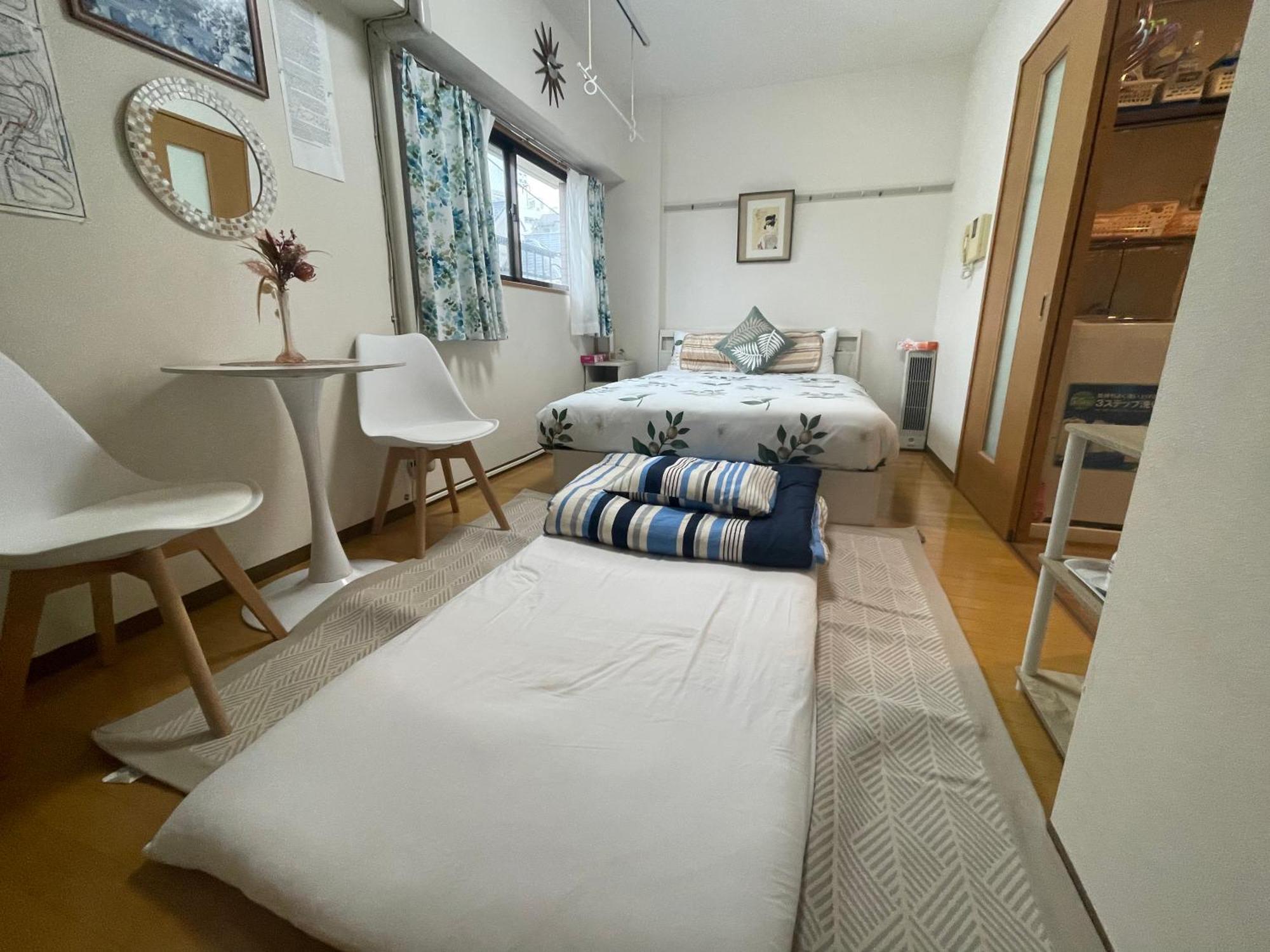 都心の家30 Square Meter King Size Bed With Stepping Rice Tokyo Bagian luar foto